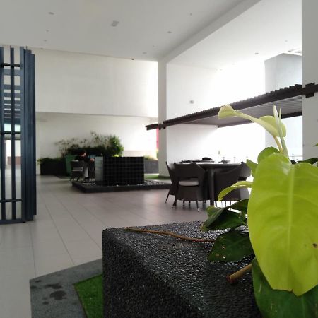 #4 Summer Studio - One South Seri Kembangan Esterno foto